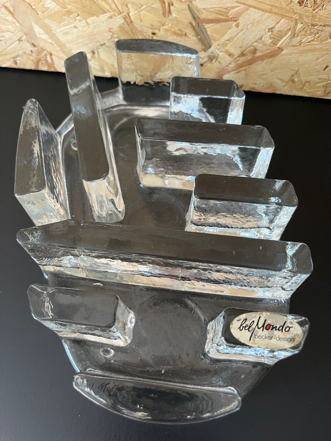 Flat warmer model Belmondo Becker design