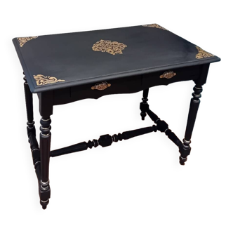 Black and gold desk