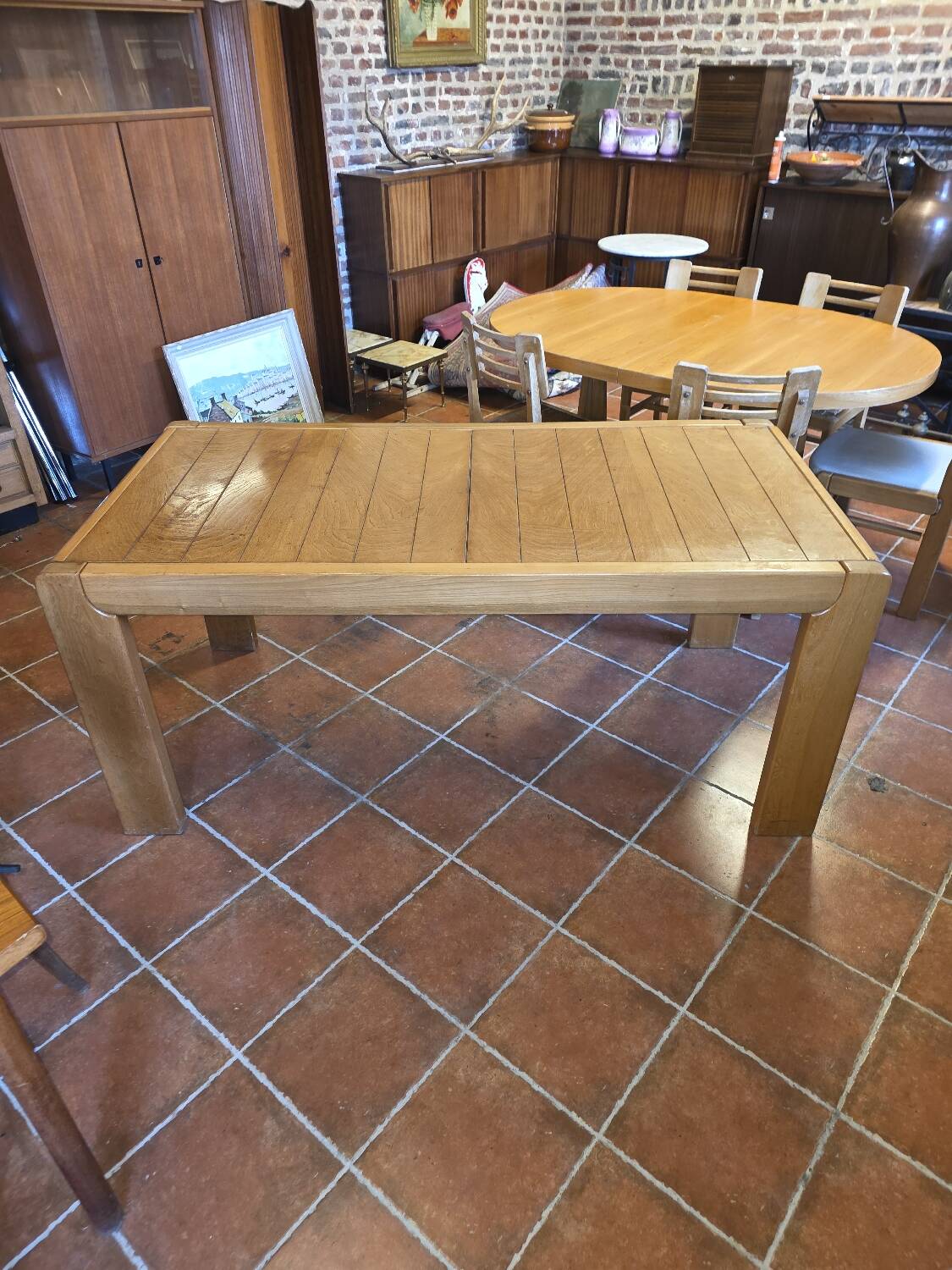 Extendable table in elm from the Regain house of the 1970s.