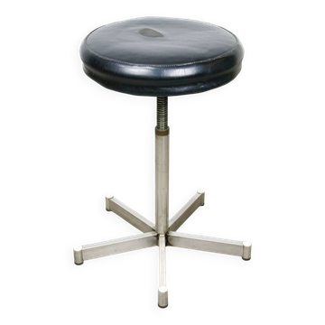 Modernist Bauhaus Swivel Stool in Chrome, 1950s