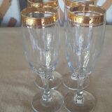 Set of 4 champagne flutes gold border