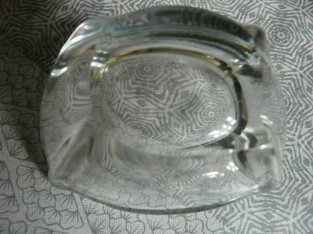 Daum France Cross of Lorraine pocket emptier