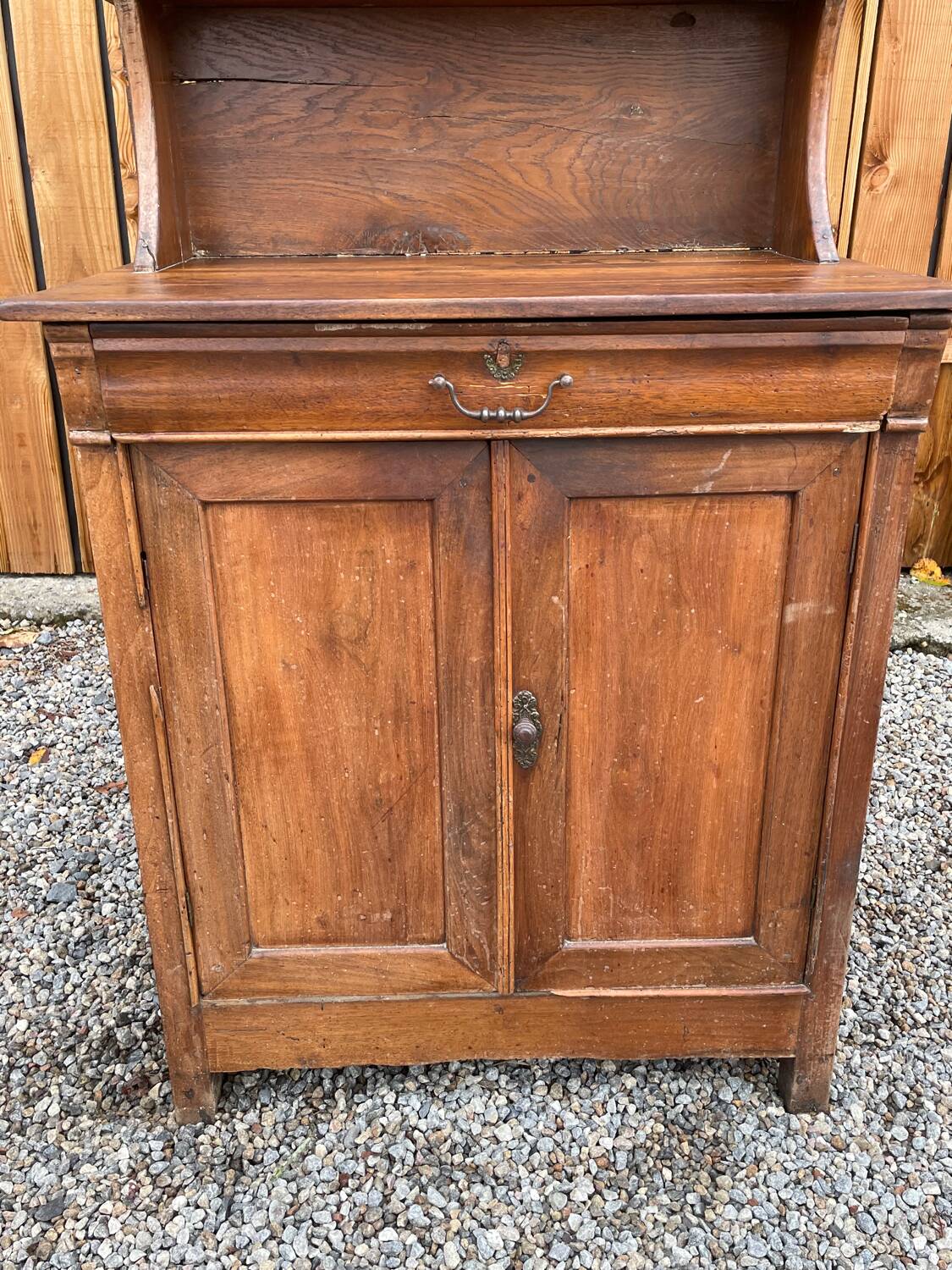 Sideboard/dresser/dresser