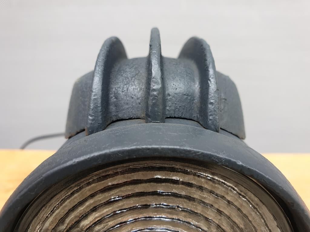 Lita vintage 1950 cinema-theatre projector lamp