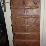 Ancienne porte indienne sculptée et décorée