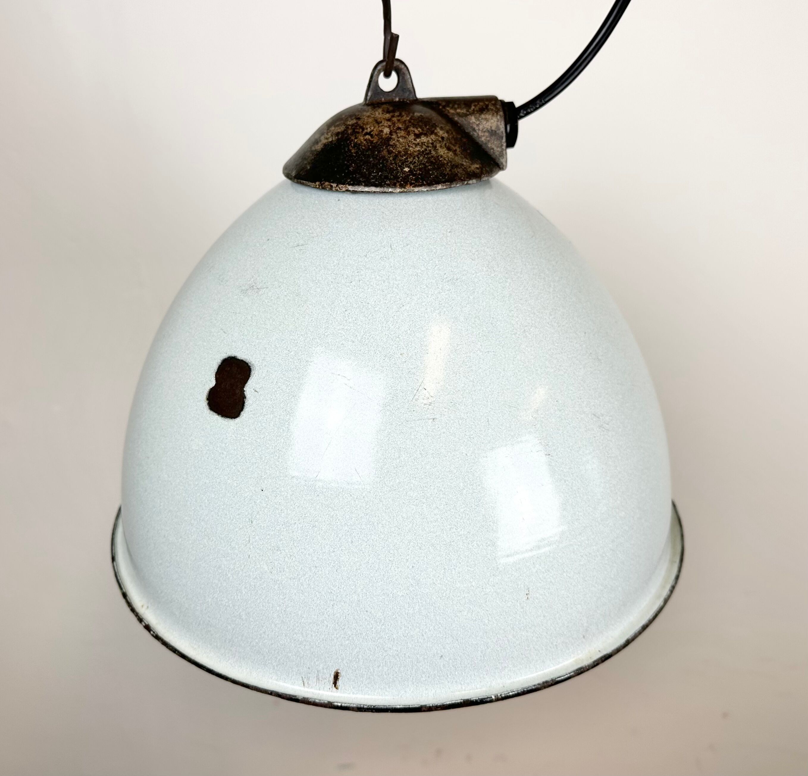 Industrial grey enamel factory lamp with cast iron top, 1960s