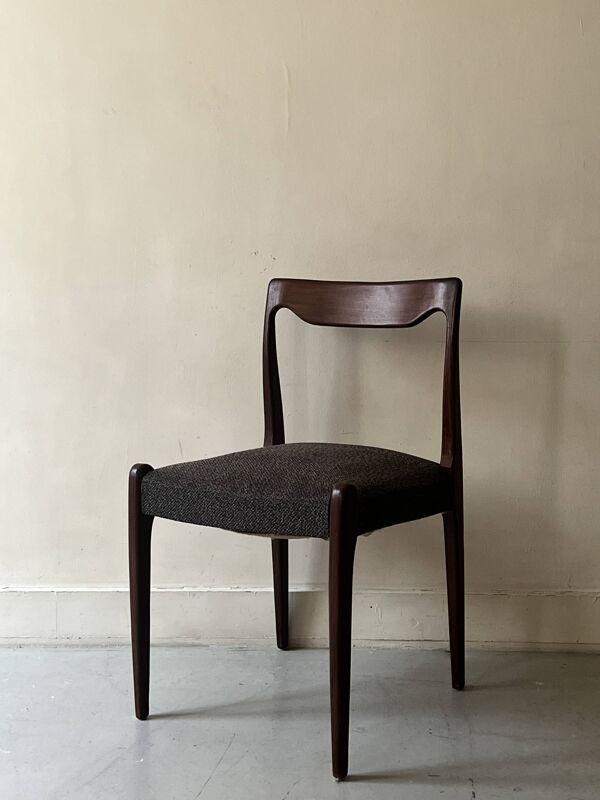 Lot de 4 chaises scandinave en teck par Niels Otto Moller, Danemark 1950