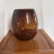 Vase en verre ambré