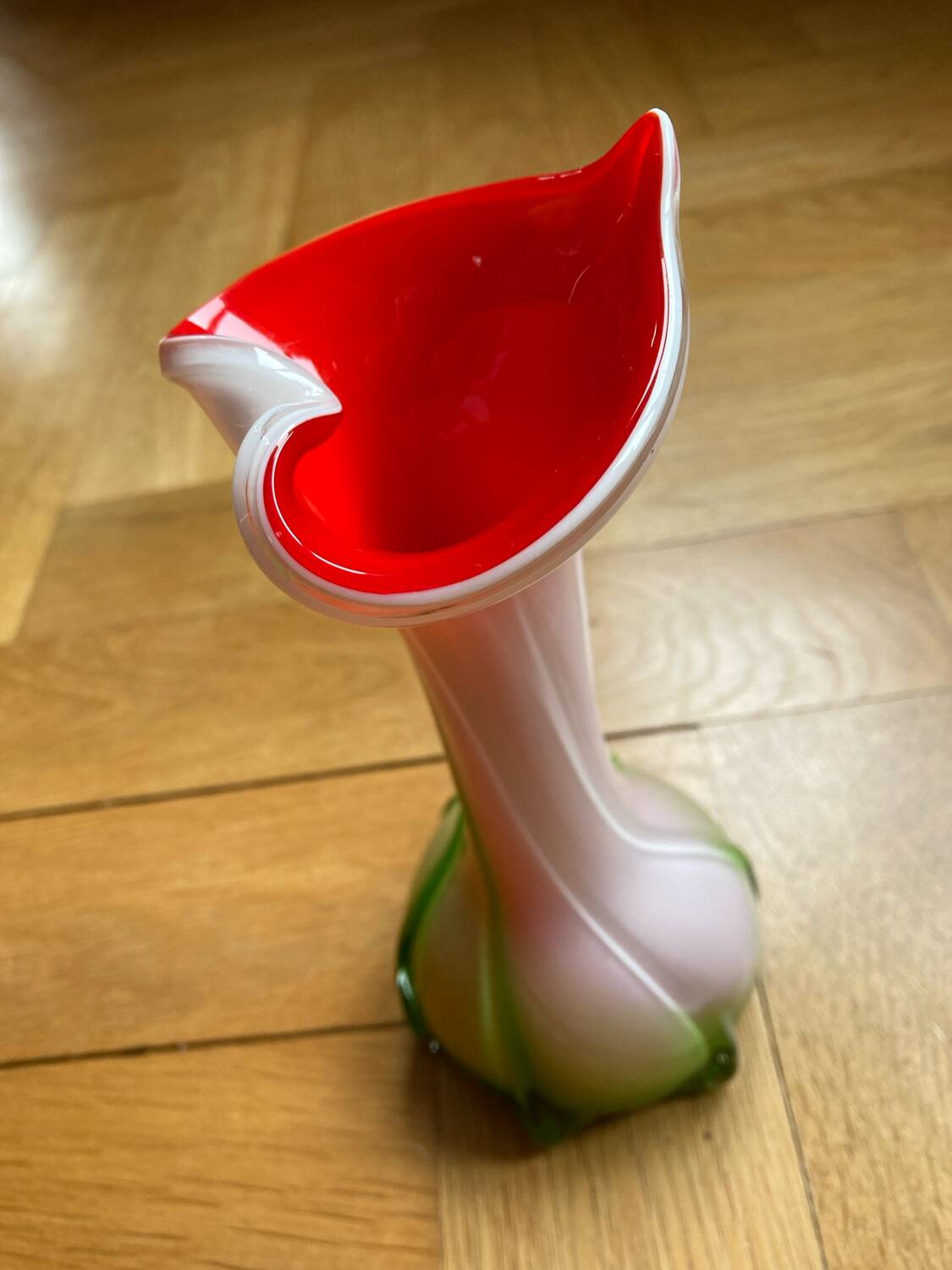 Opaline vase green white red anthurium