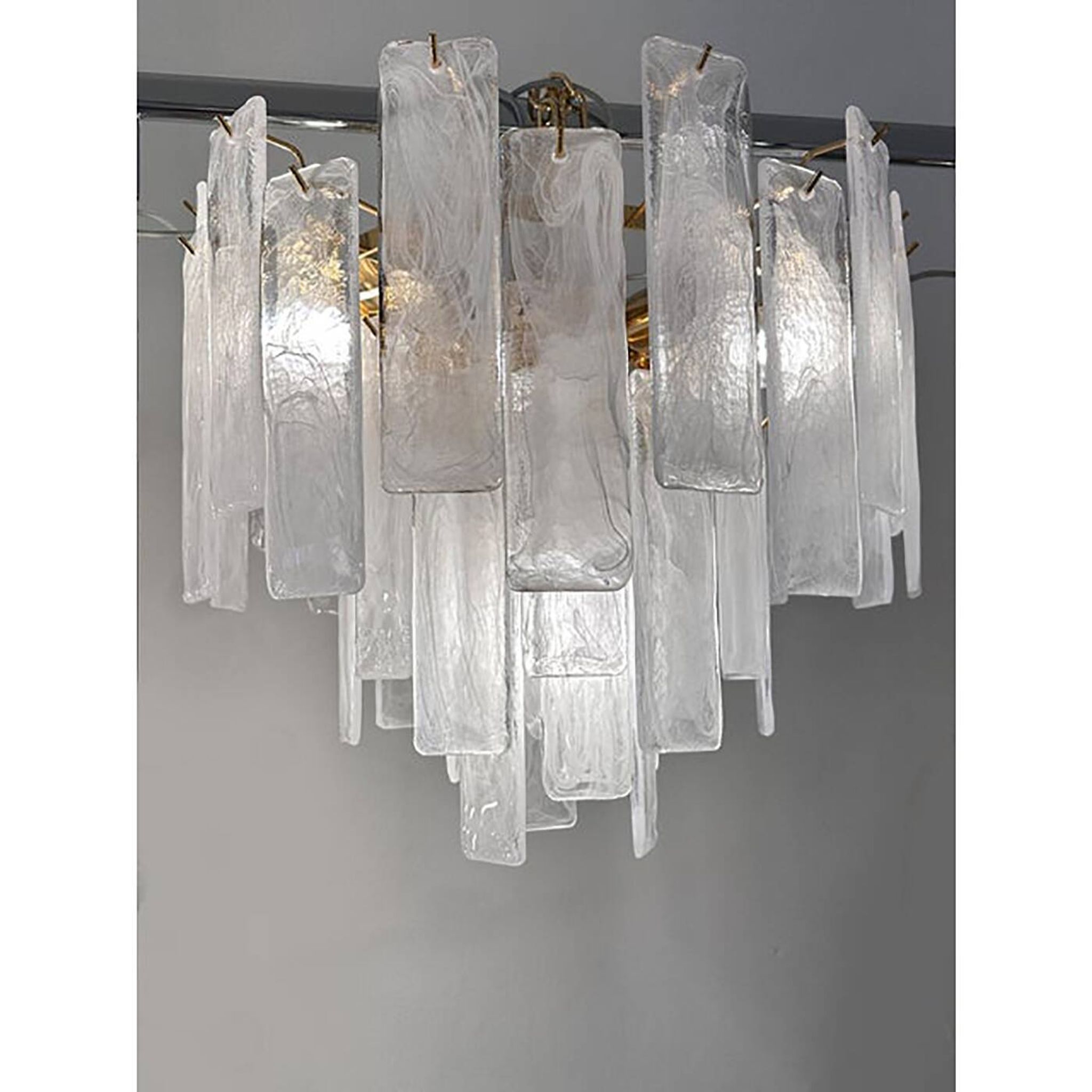 Contemporary Venied-White “Listelli Alabastro” Murano Glass Style Chandeli