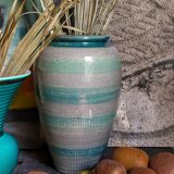 Ceramic vase scarified with gray-blue enamel