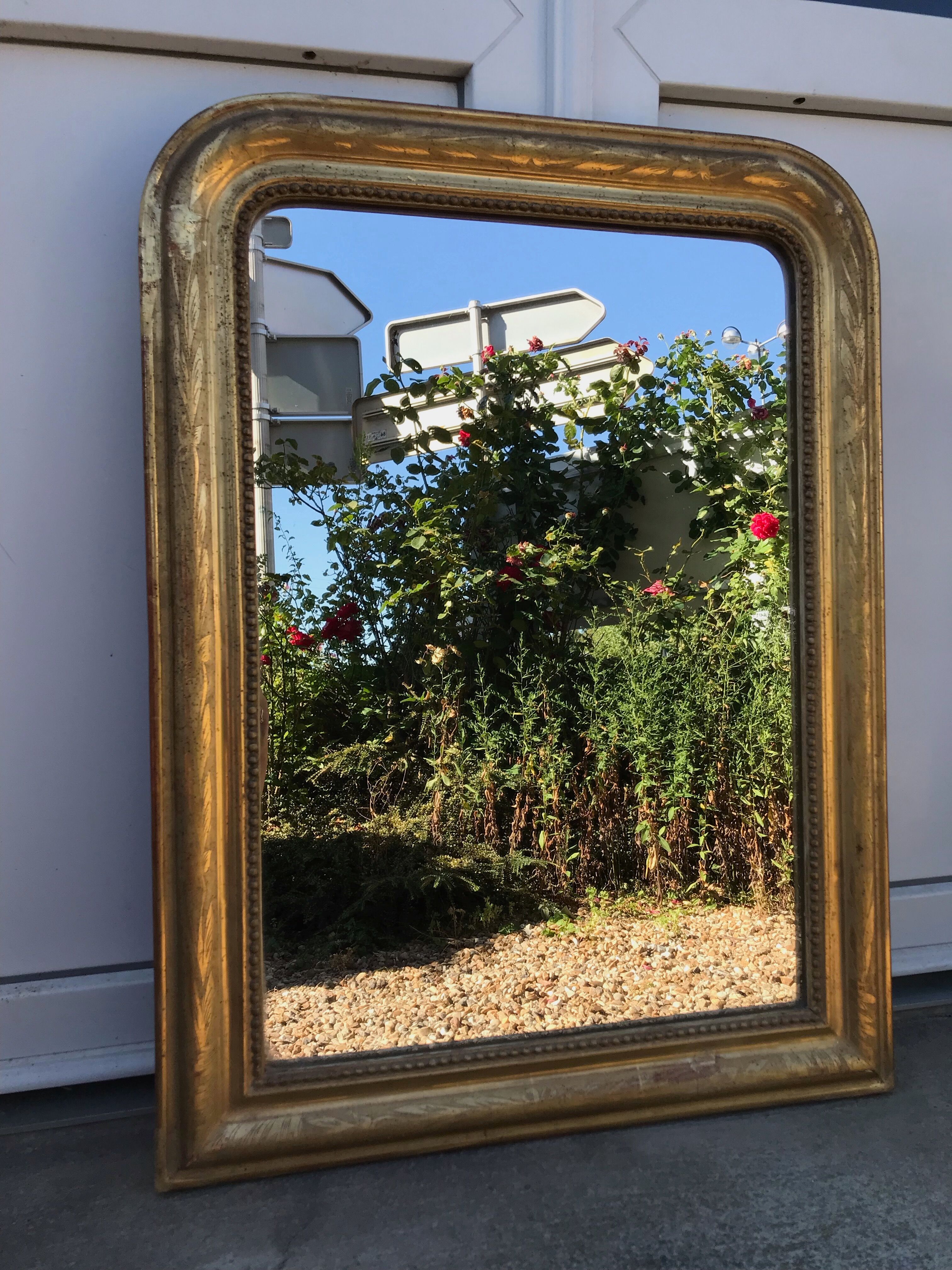 Louis-Philippe gilded mirror with gold leaf 73 x 54,5cm