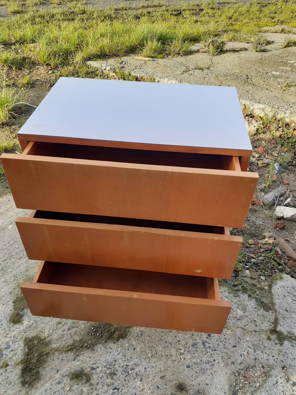 Small chest of drawers
