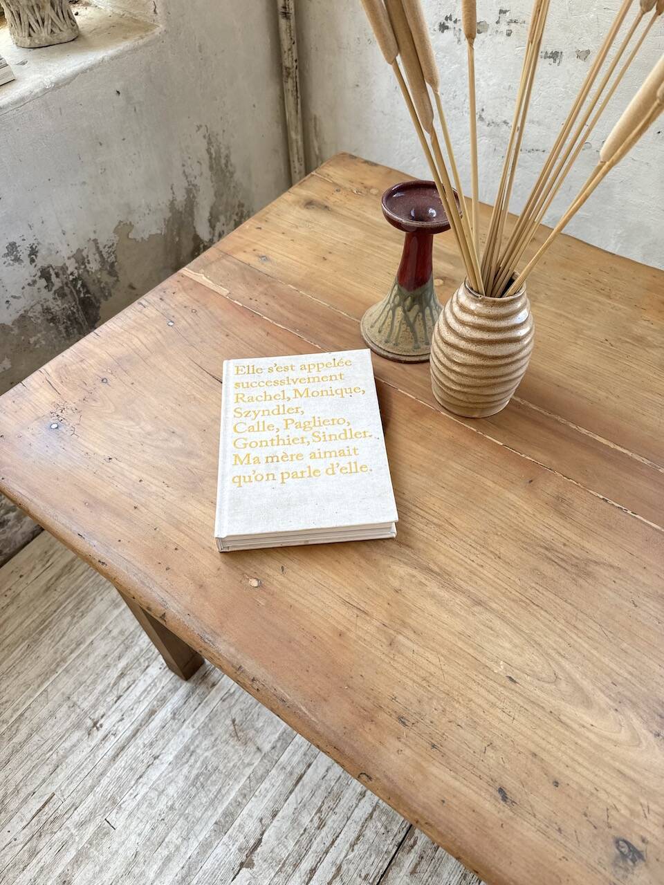 Cherry farmhouse table 1m8