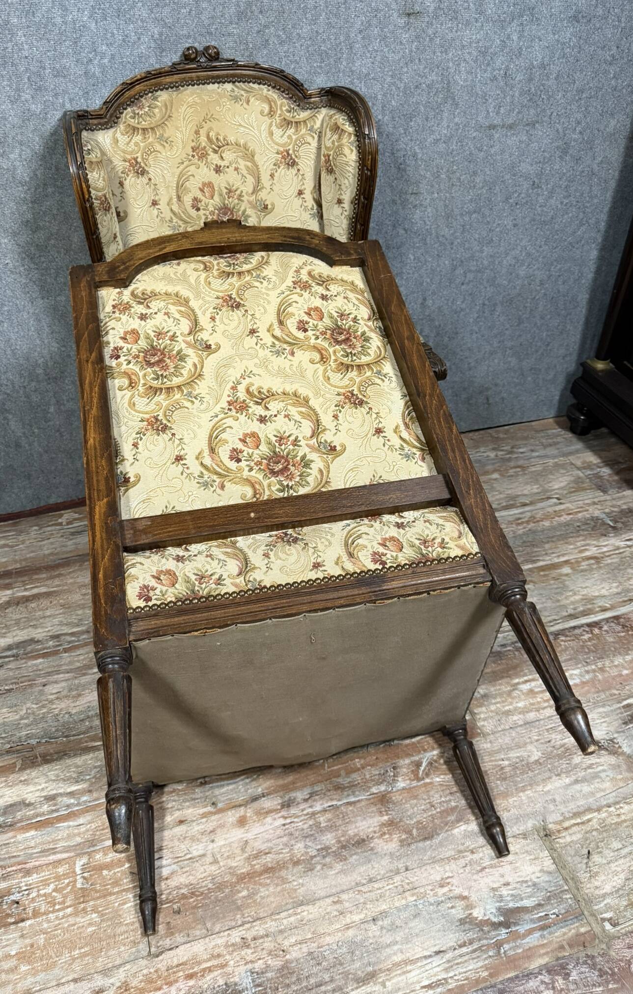 Large pair of Louis XVI style carved wooden wingback armchairs