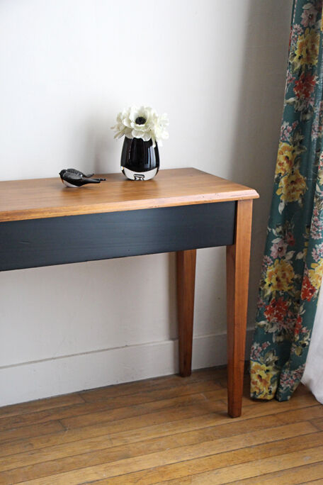 Console black and wood