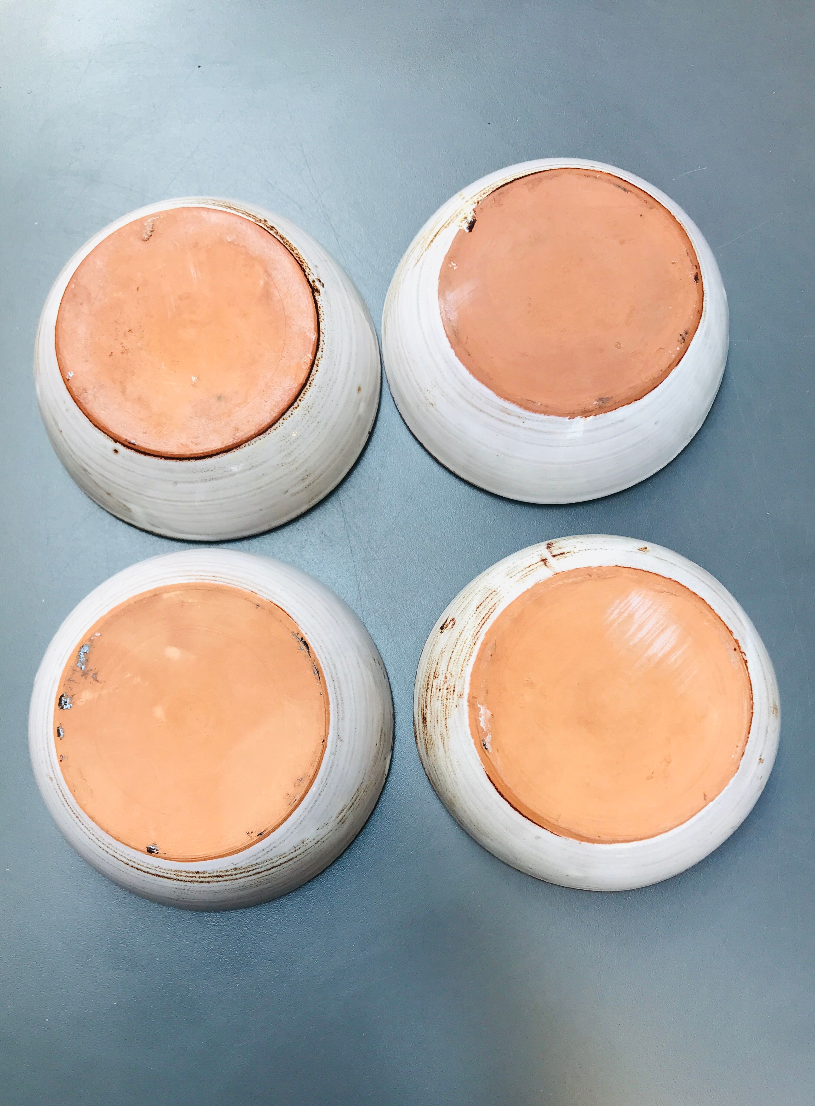 Set of 4 enamelled earth cups