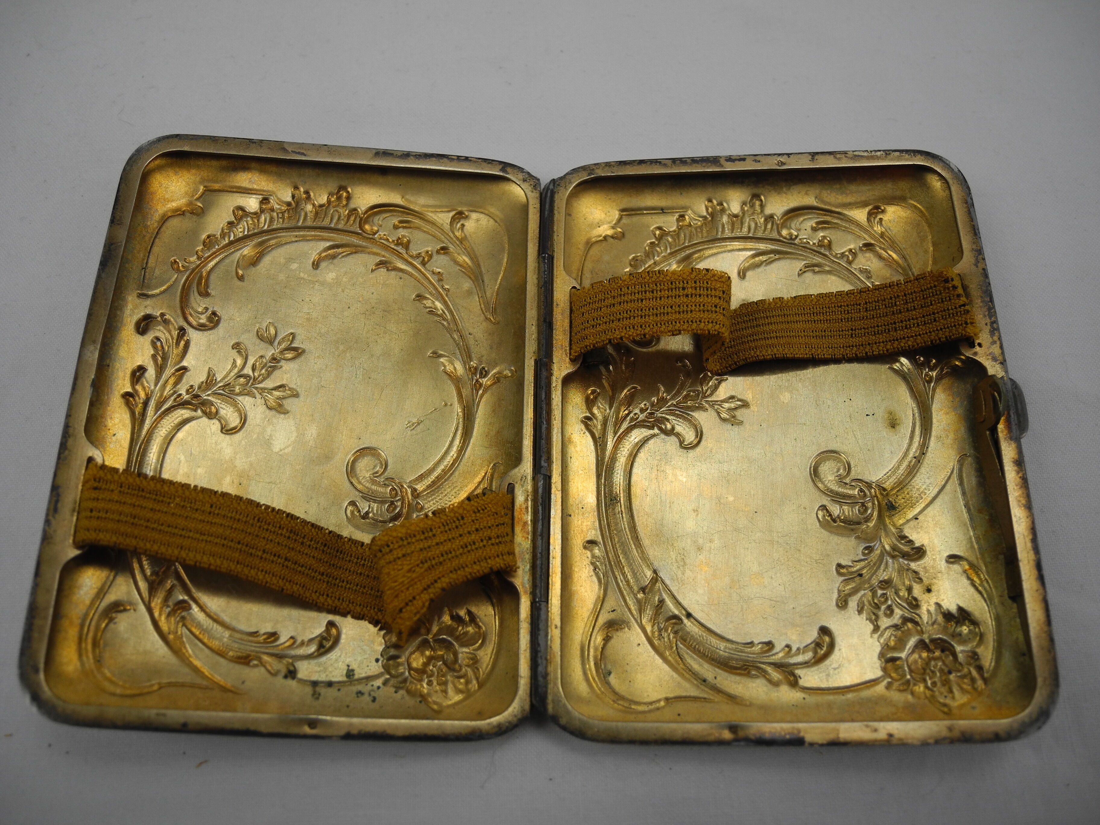 solid silver cigarette case vermeil nineteenth sterling silver cigarette case