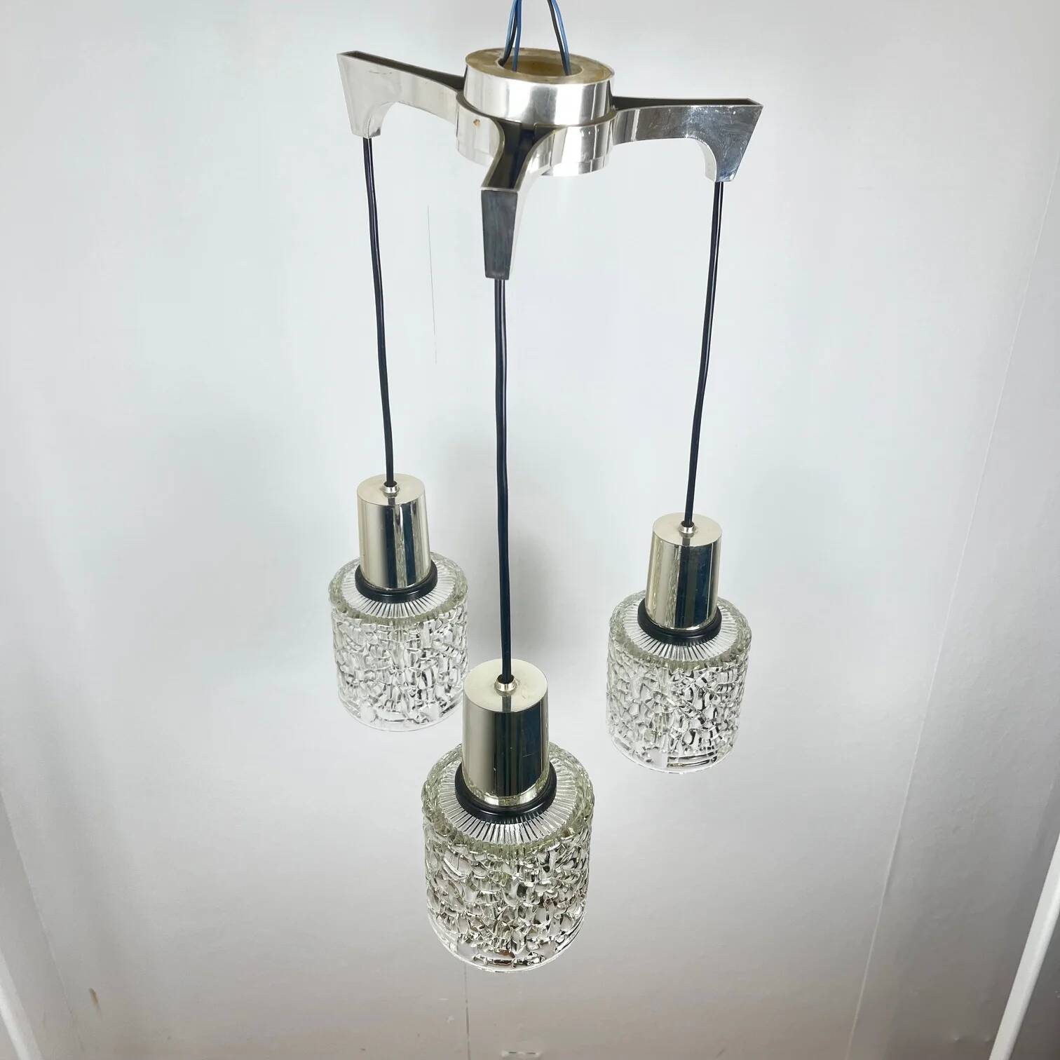 Three-light suspension cascade, glass, 1970