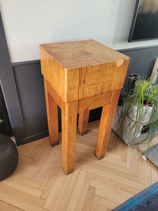 Authentique billot de boucher sur pied - Bois de bout