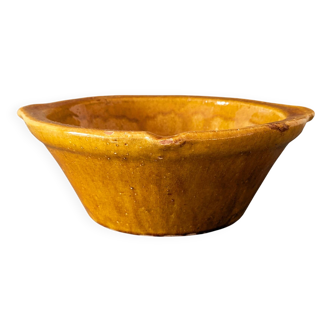 Antique handcrafted terracotta tian with yellow glaze – Occitanie