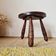 Tabouret tripode brutaliste en bois tourné