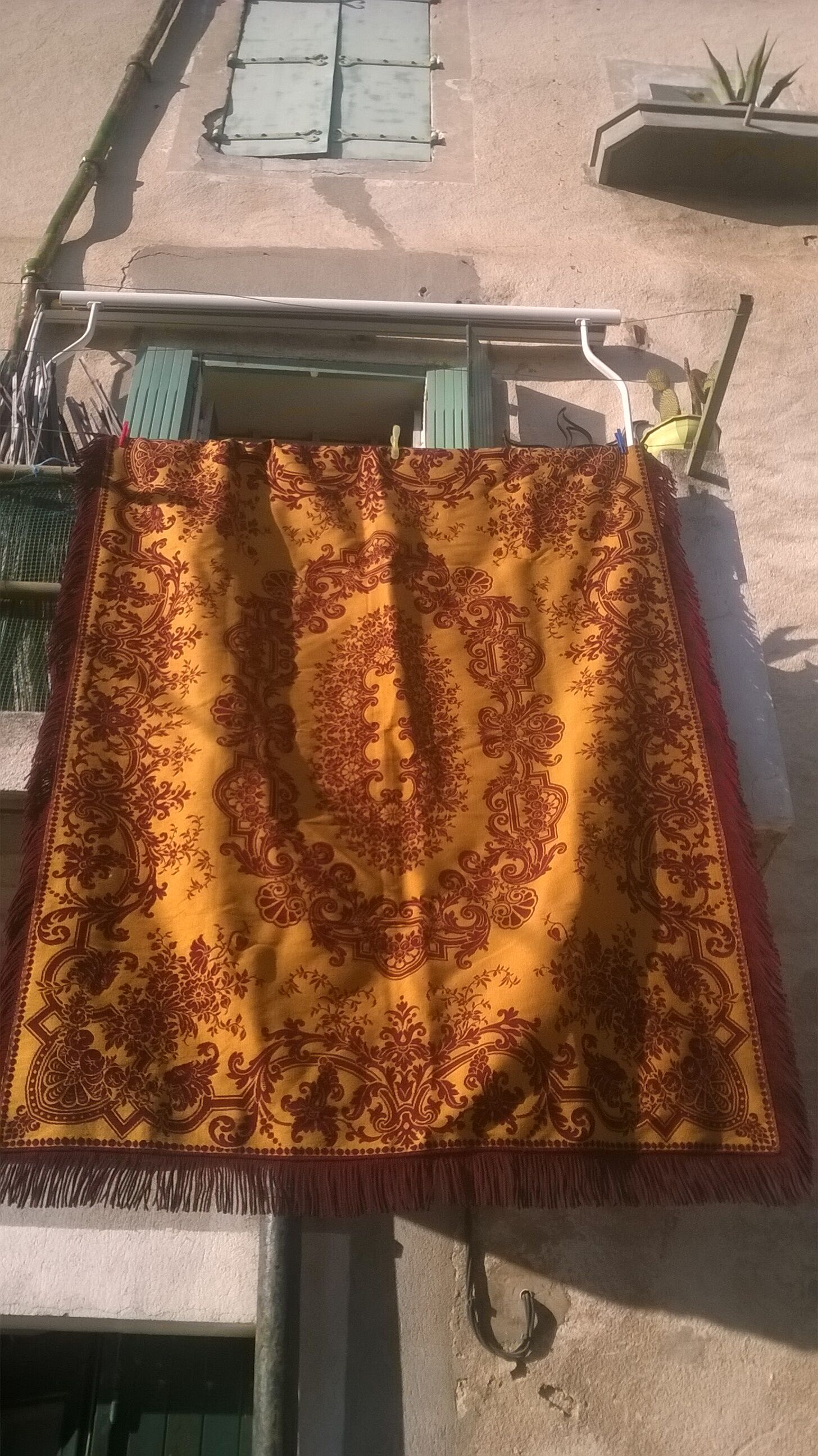 Vintage tablecloth 135 x 180 cm