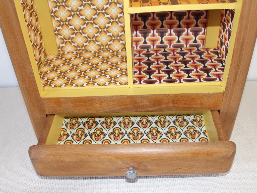 Old toilet cabinet revisited