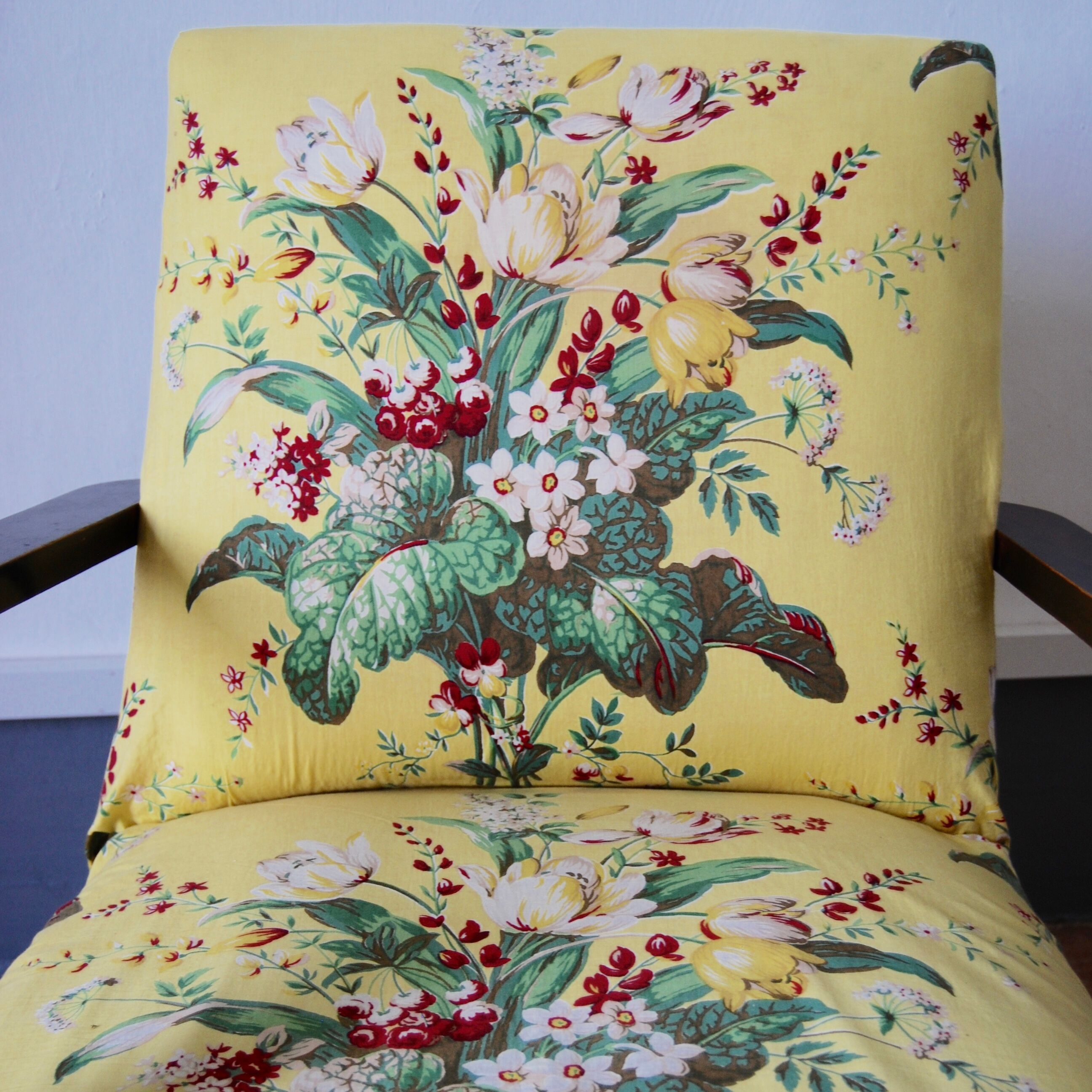 Chair yellow studio