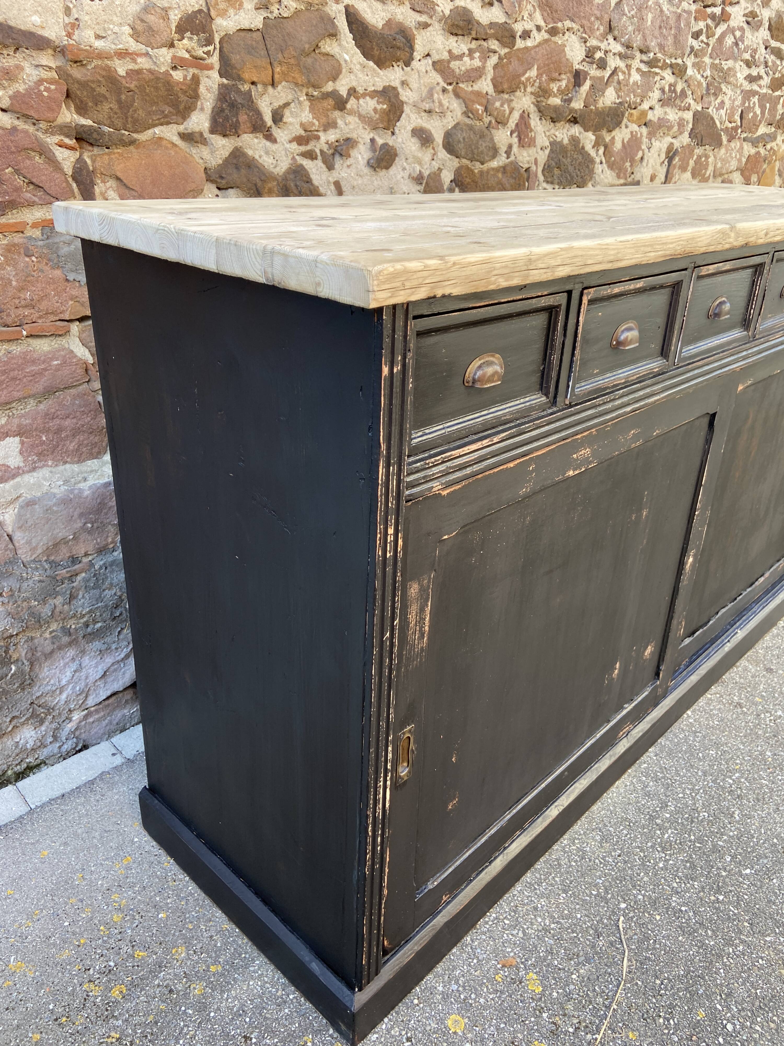 Commercial furniture trade counter