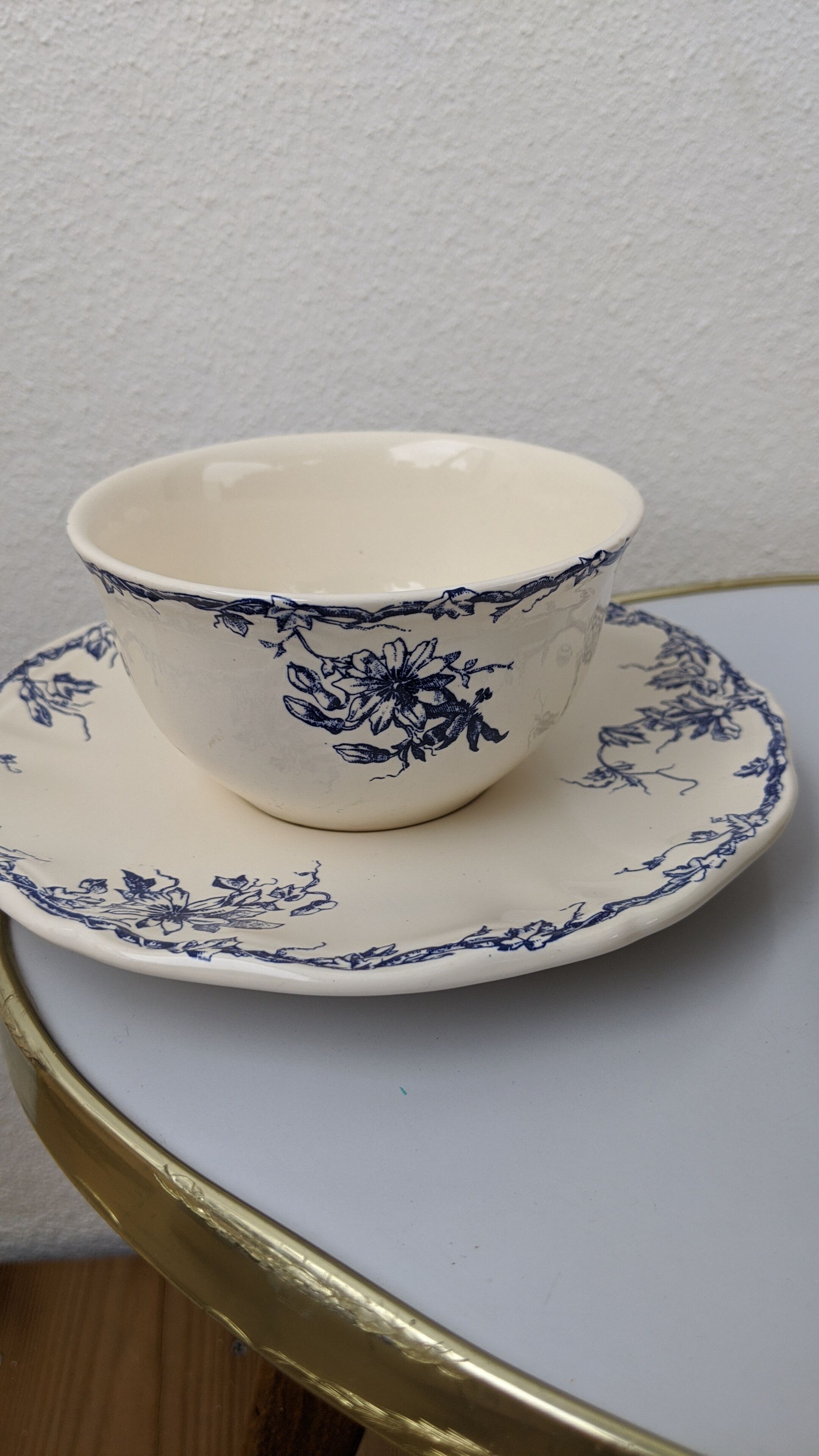 2 cups Lunéville