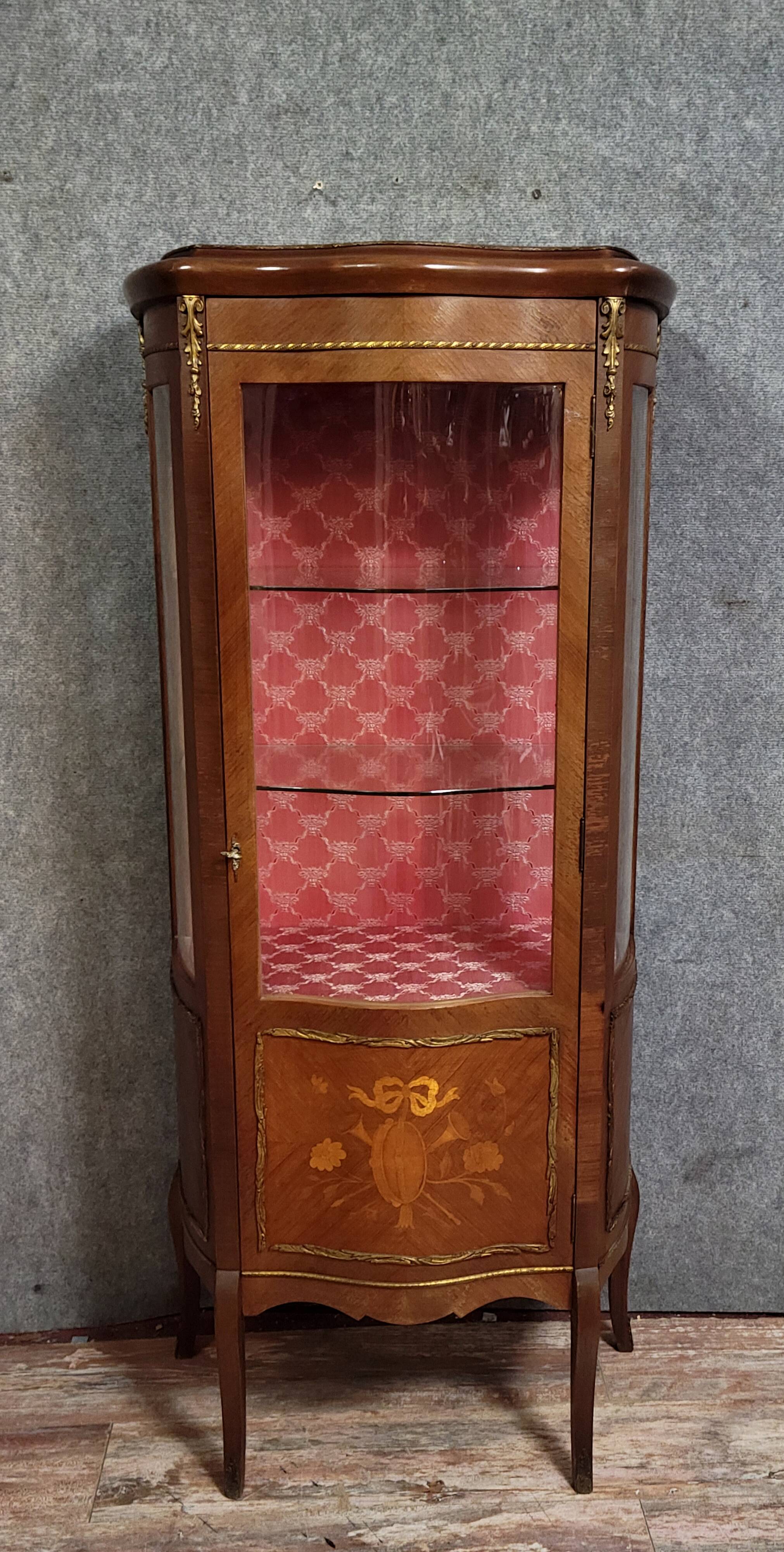 Antique Louis XV style display cabinet, in richly inlaid rosewood