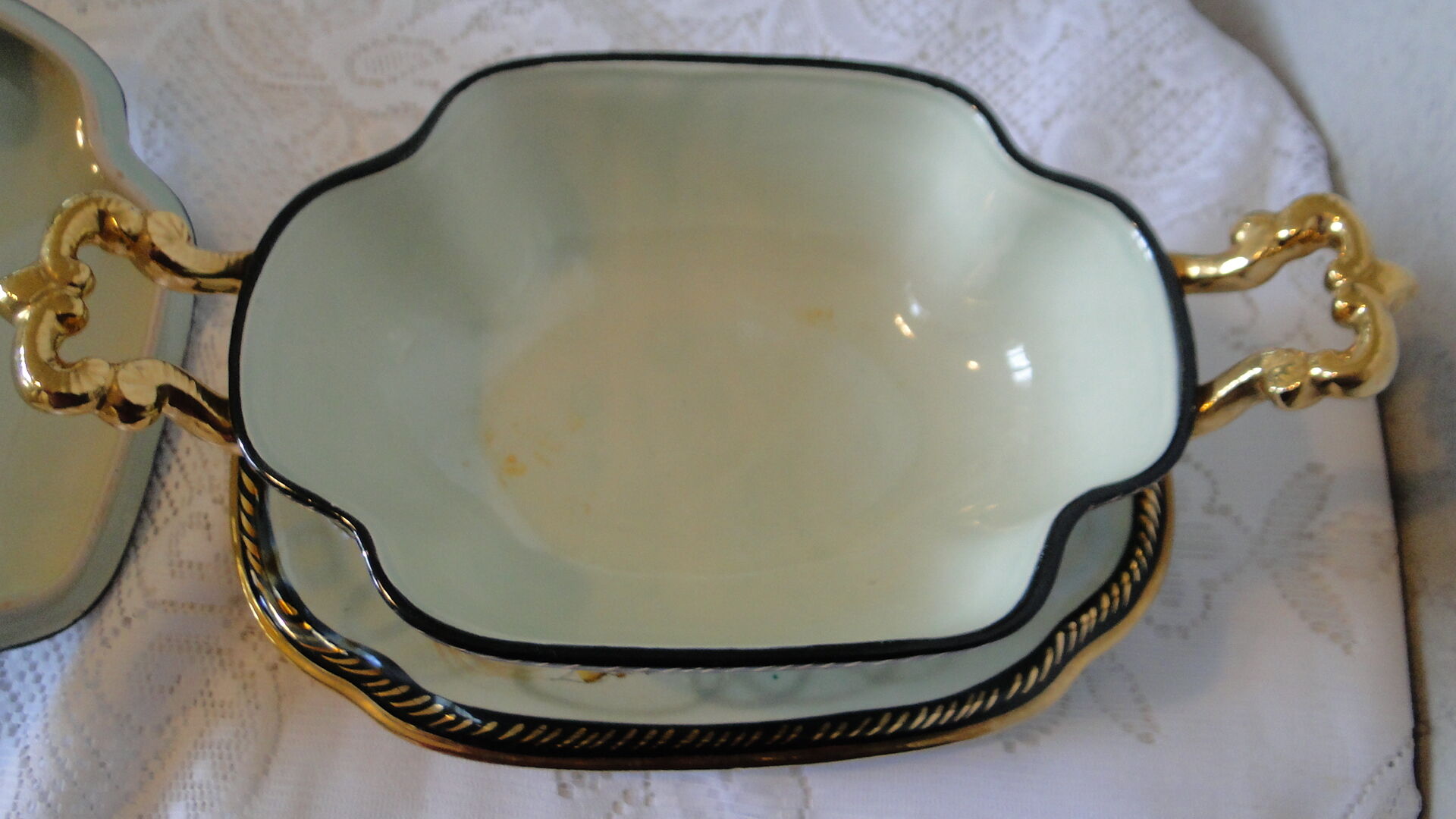 Vegetable soup tureen with old barbotine porcelain dish H.Becquet quarqueron