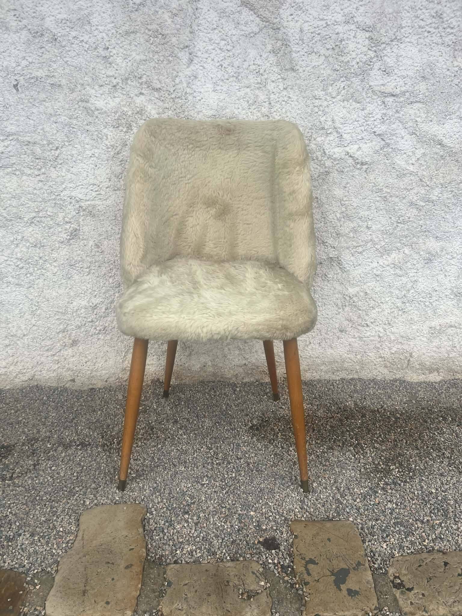 chaises moumoute