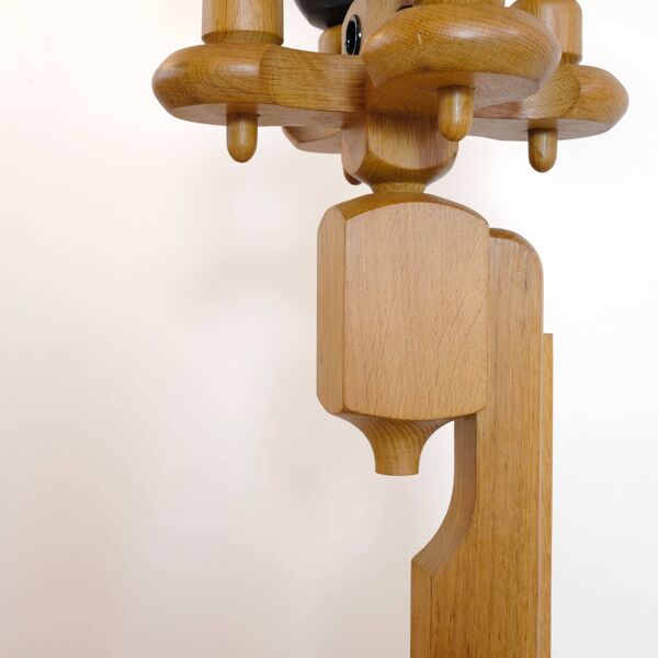 Guillerme et Chambron pour Votre Maison, un lampadaire formant étagère, 196