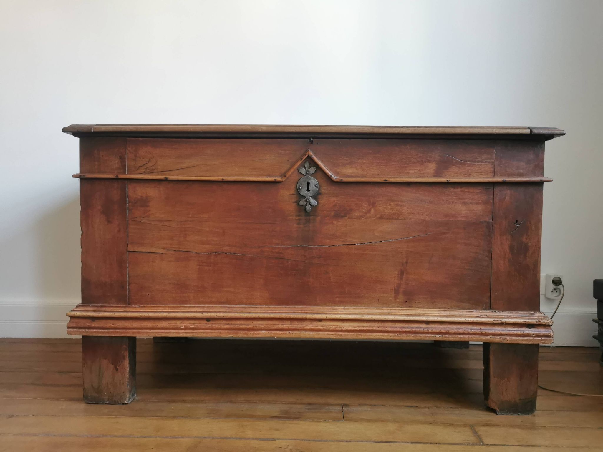 Old Vendée-style buffet