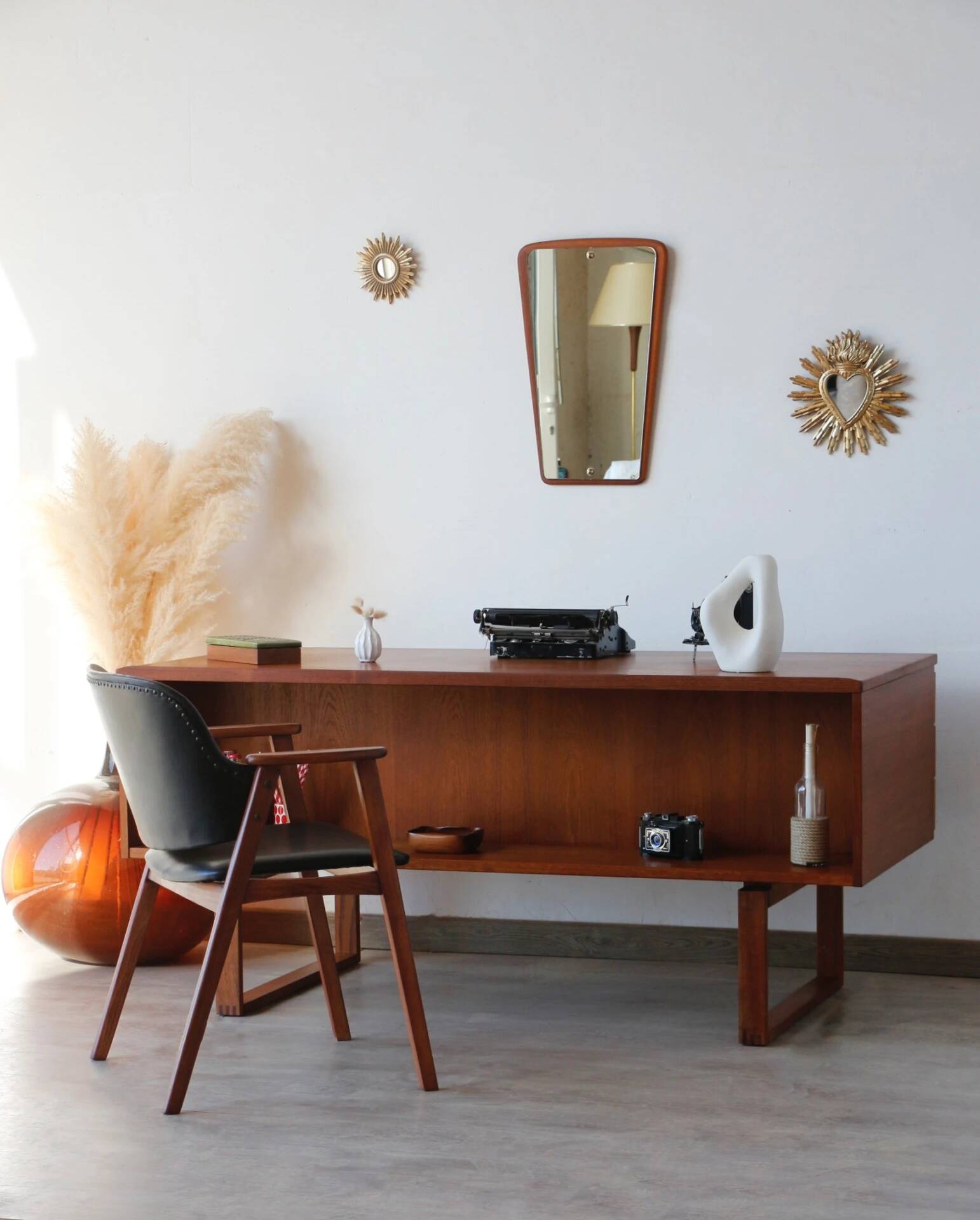 Bureau freestanding teck scandinave années 60 | Dyrlund