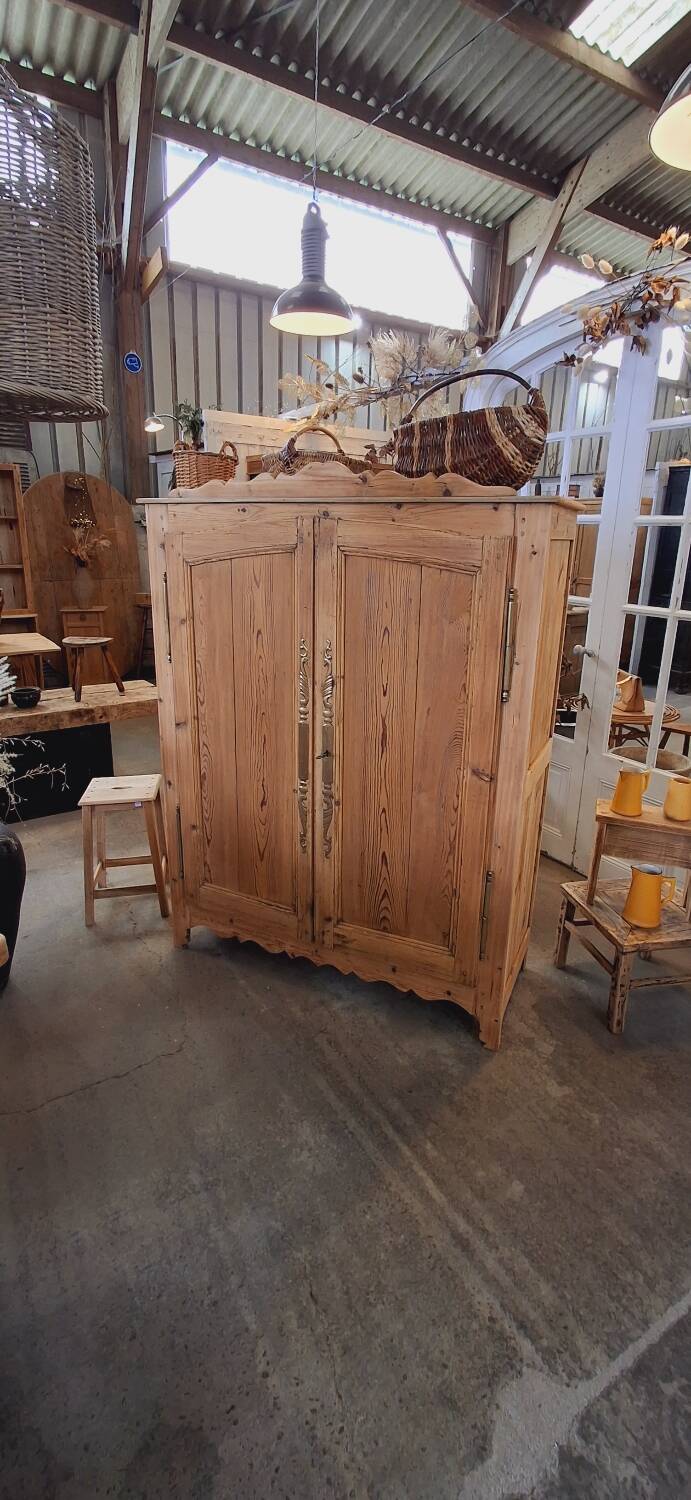 Antique fir wardrobe
