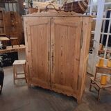 Armoire ancienne en sapin
