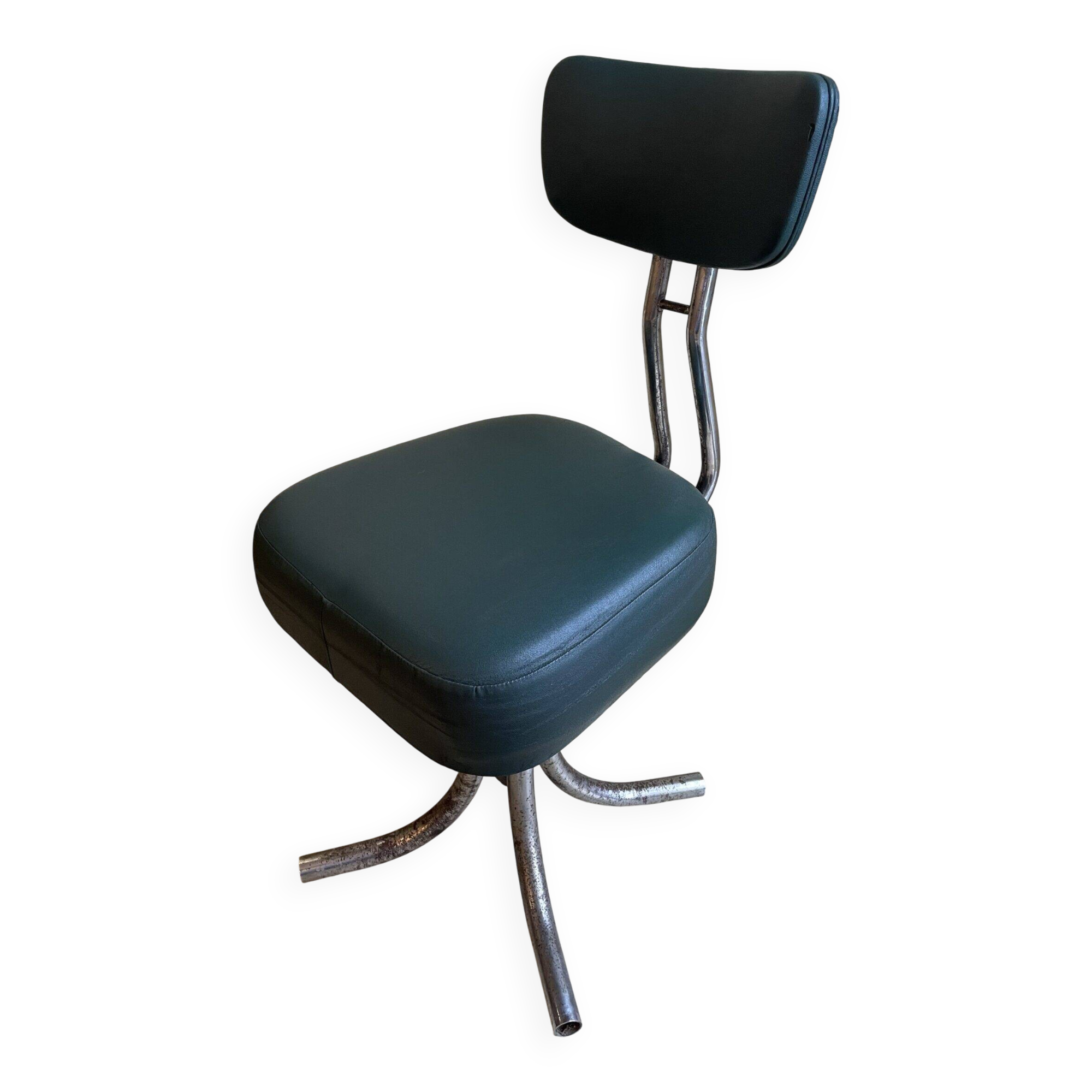 Pullman style workshop chair