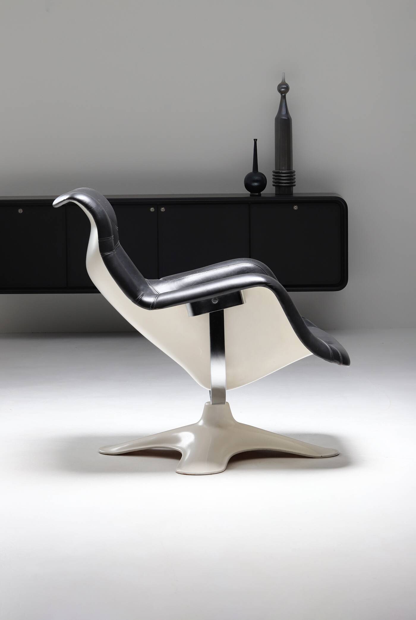 Yrjö Kukkapuro 'Karuselli' Lounge Chair By Avarte Finland, 1960S