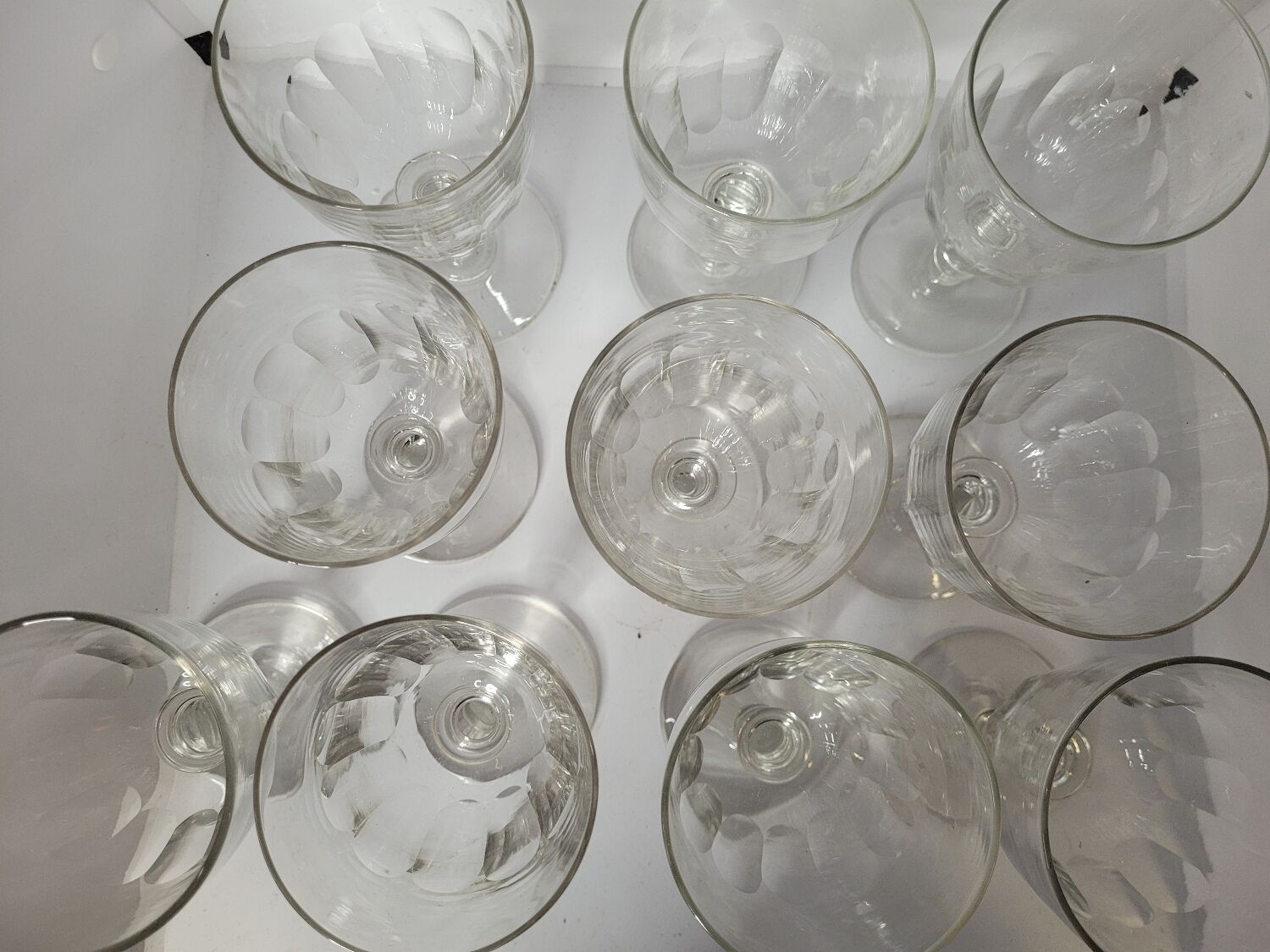 Set of 10 faceted wine or water glasses