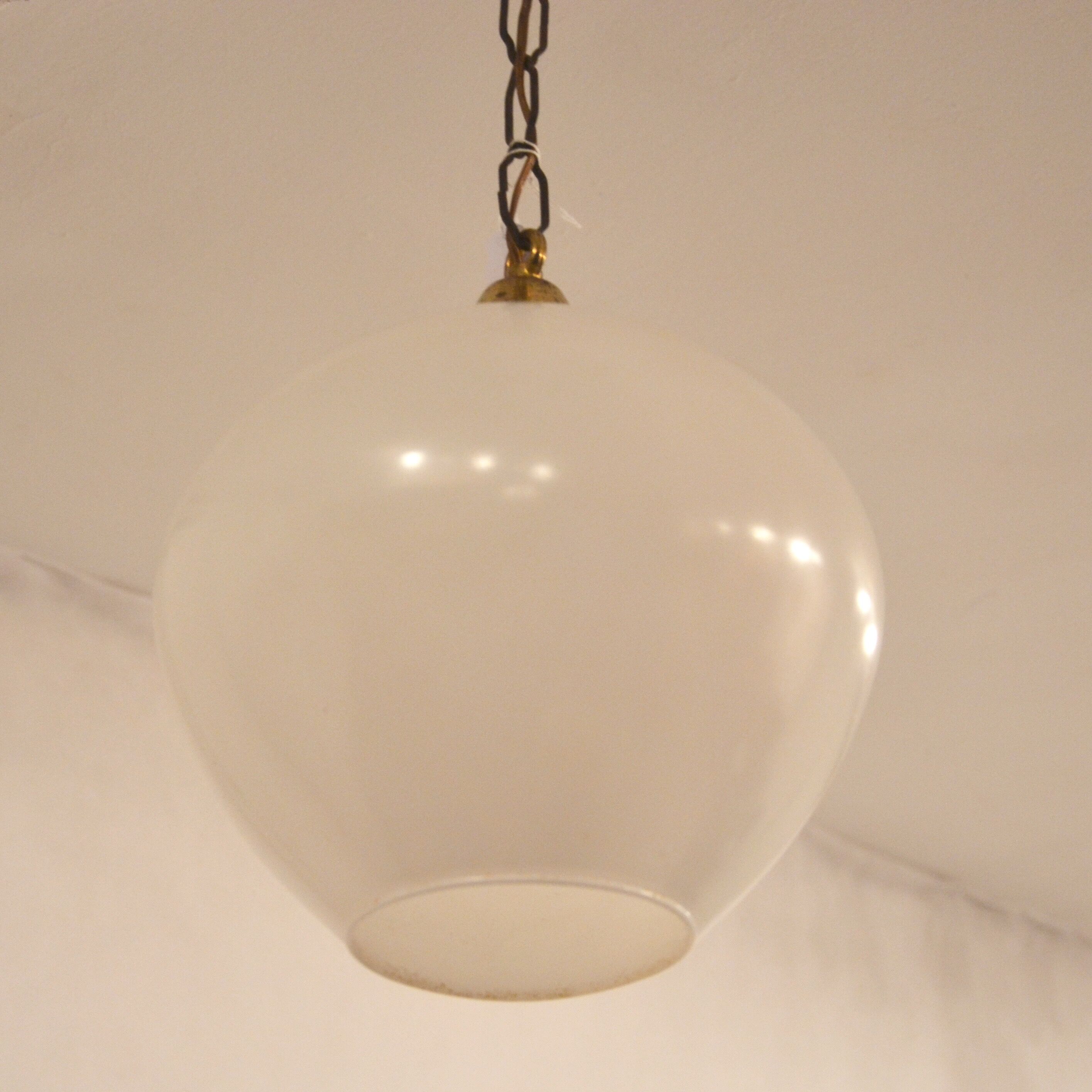 Suspension opaline