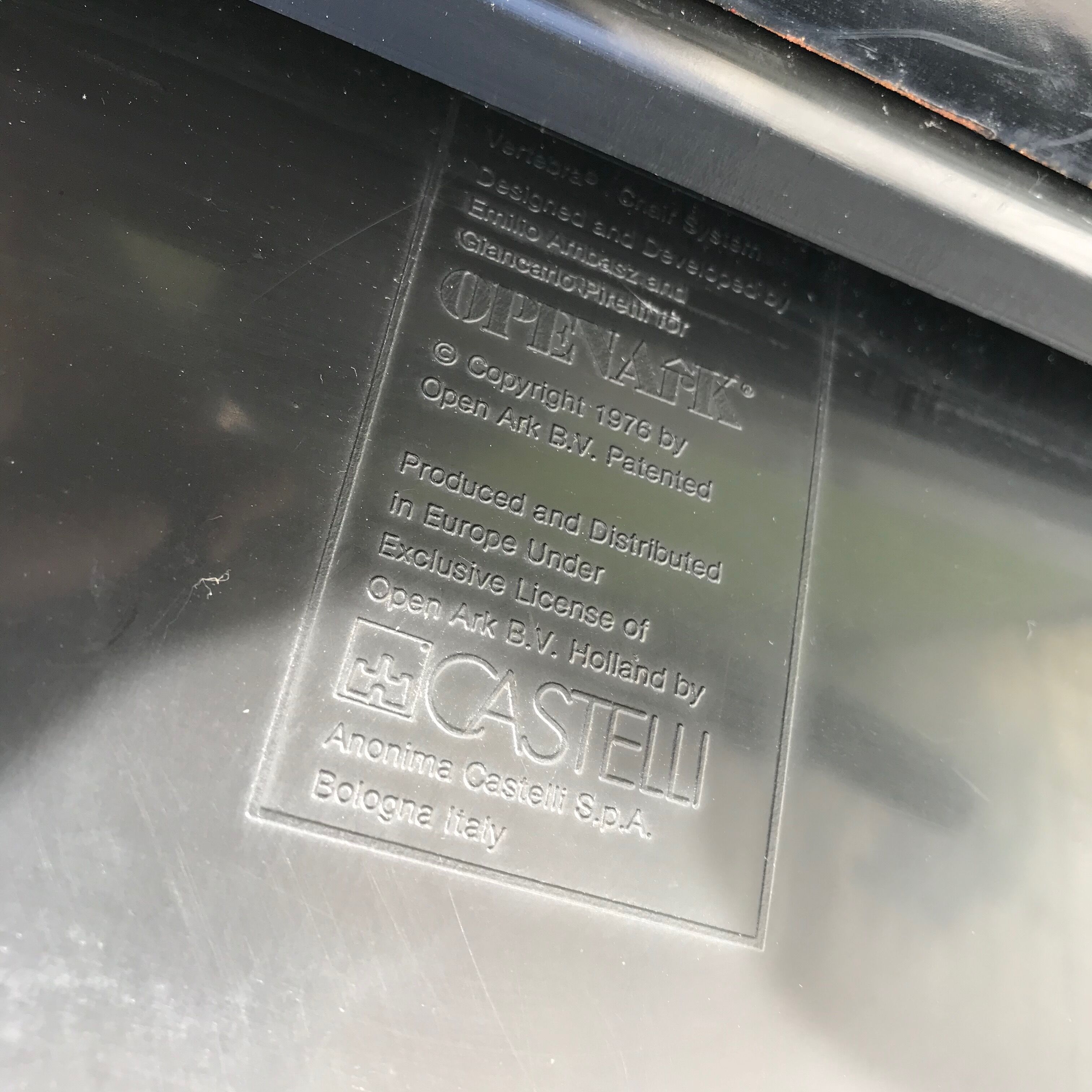 Vertebra office chair