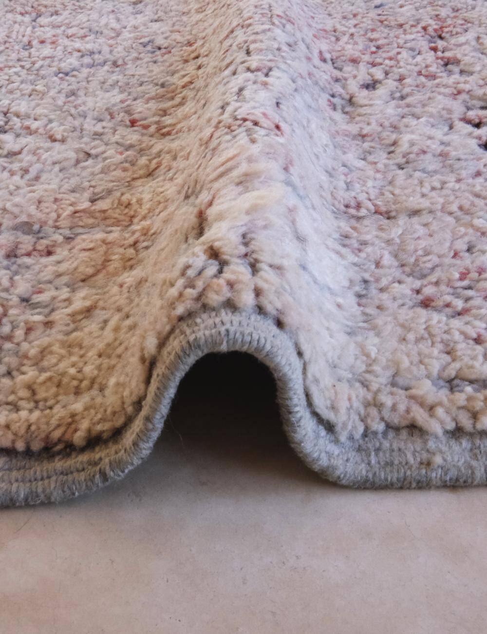 Beni mGuild vintage rug - 345 x 183 cm