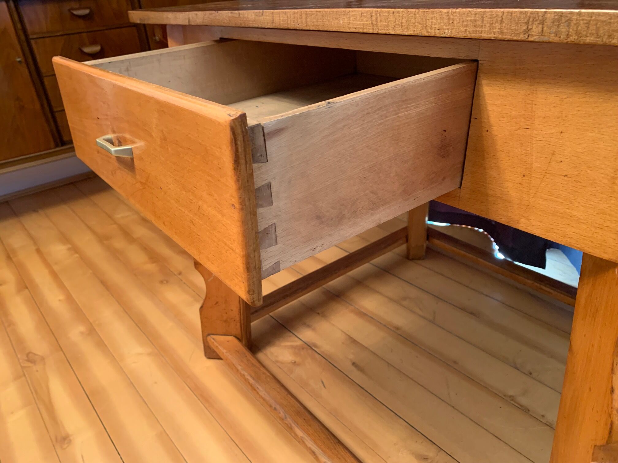 Table tyrolienne Autriche années 1930