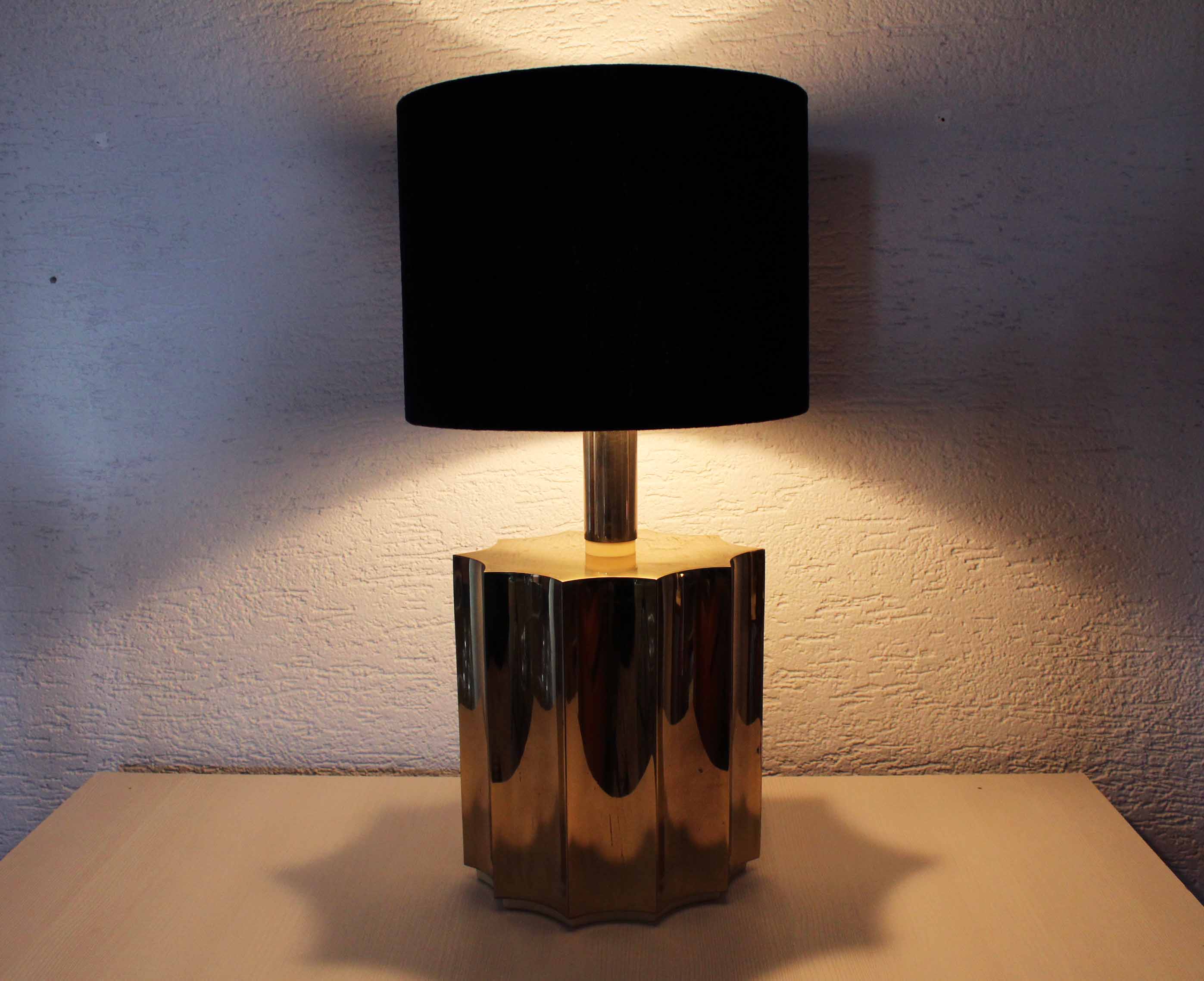 Lampe de table italienne en laiton