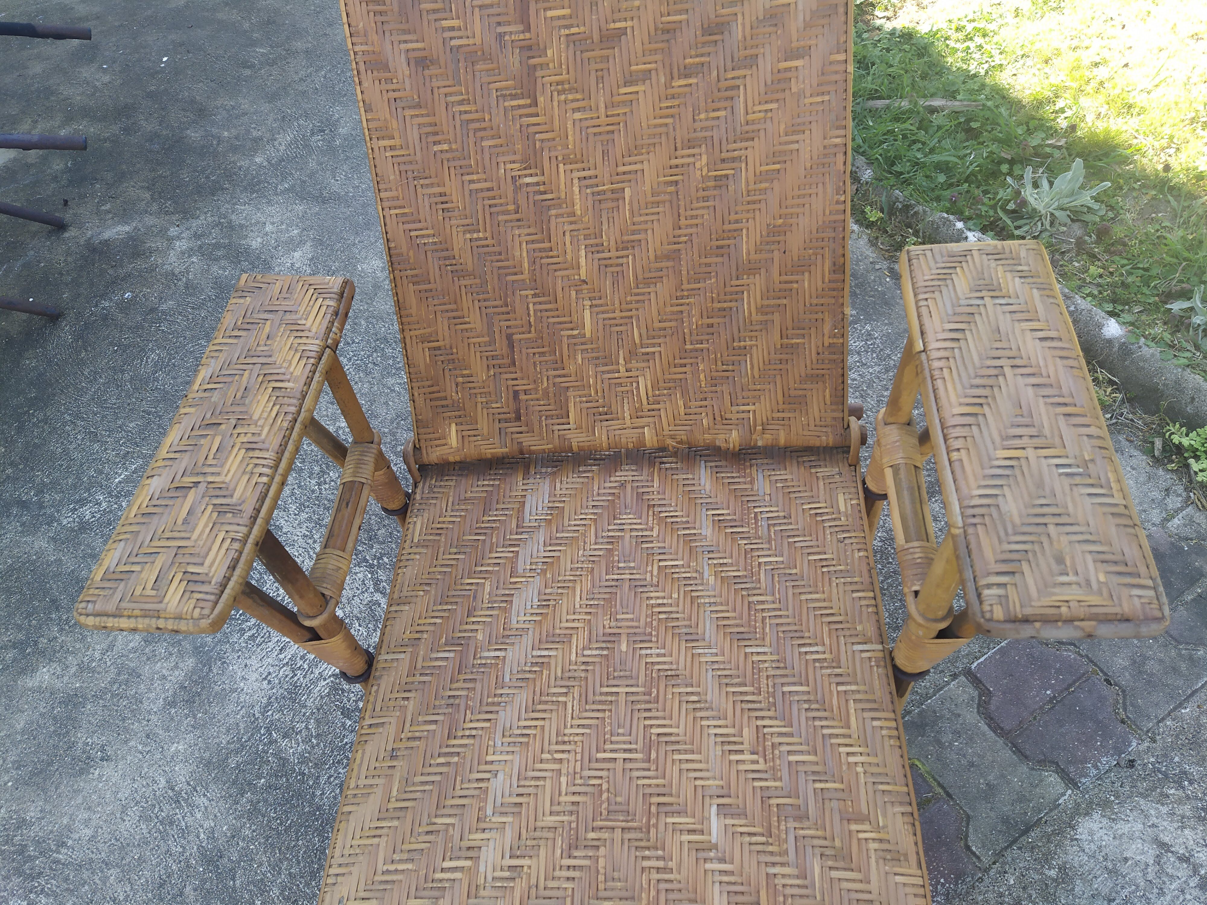 Former rattan and bamboo lounge chair in 1920