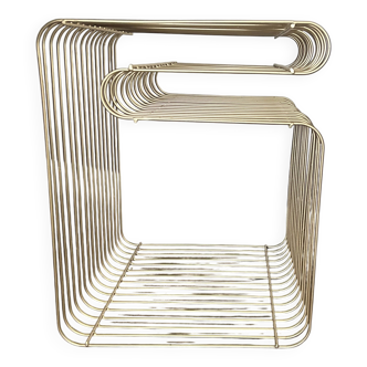 AYTM curva design metal magazine rack