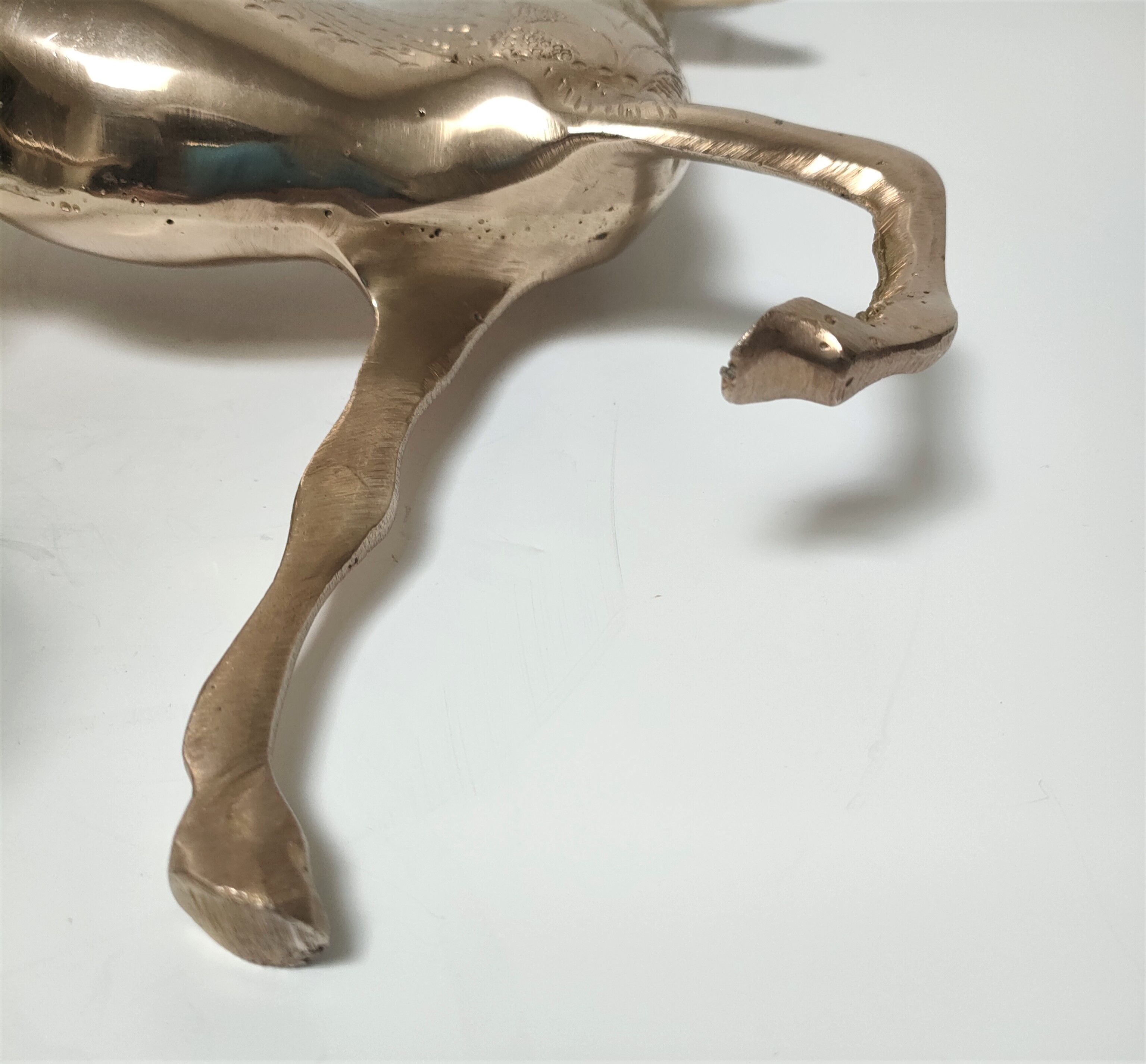 Cerf laiton massif stylisé vintage hauteur 38 cm